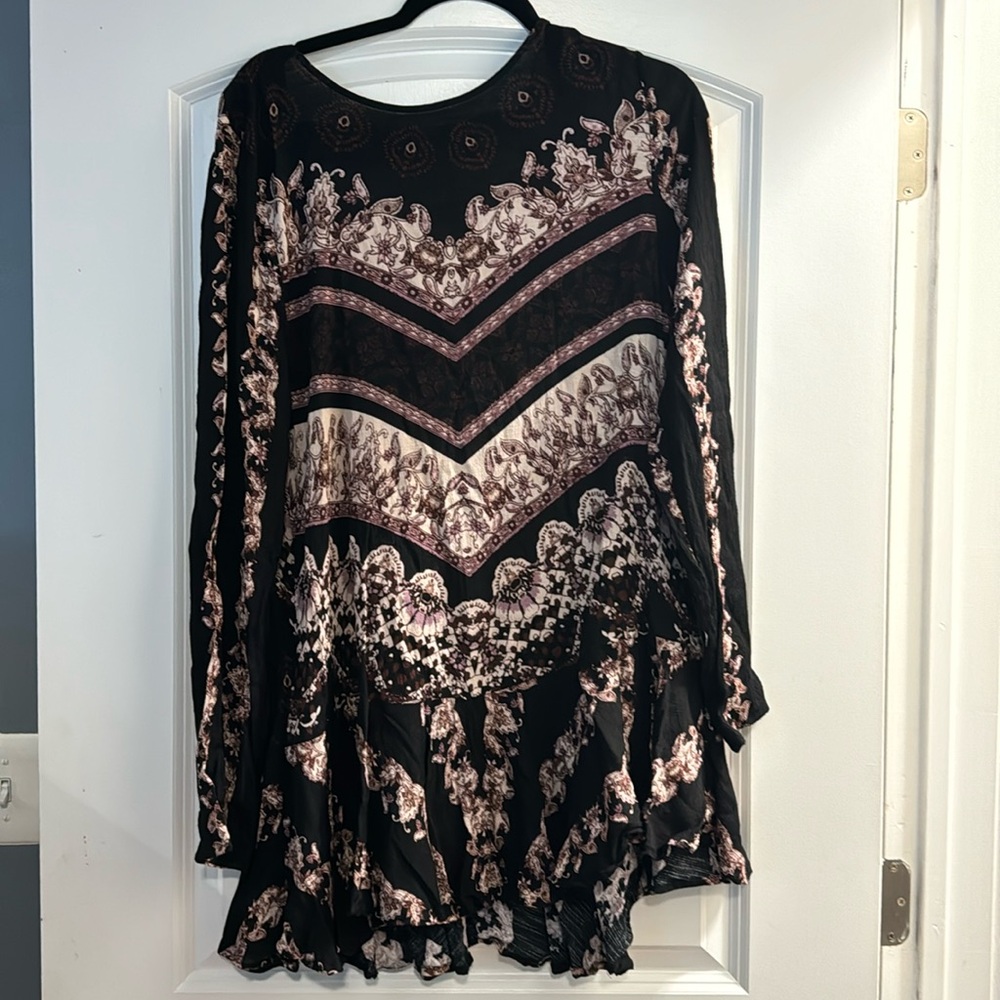 Free People large long sleeve open v back decorative dress
